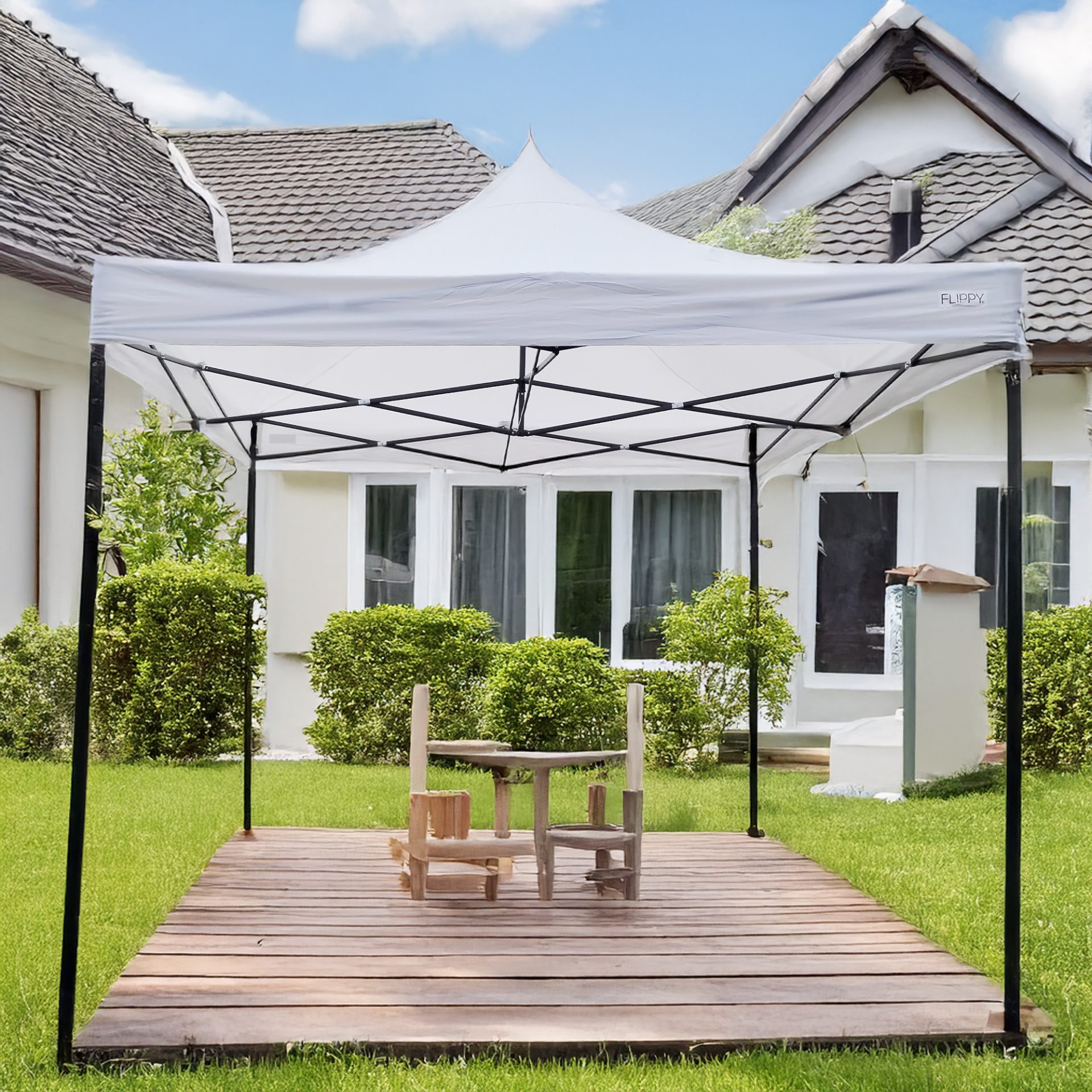 Pavilion 3x3m desfacut in gradina